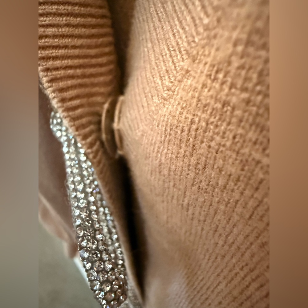 EXPRESS NWT Rhinestone Bows Cropped Cardigan - Picture 4 of 9